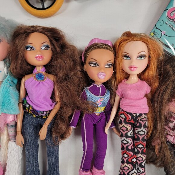 Various Bratz Items Lot - Picture 9 of 12